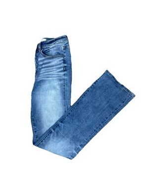 BKE Billie Jeans Women's 28x33.5 Slim Fit Tailored Boot Cut High Rise Medium